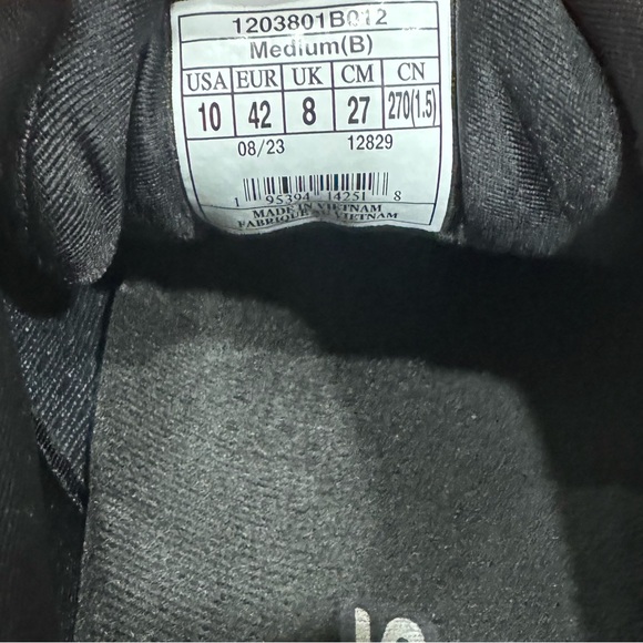 Men’s Brooks Ghost 15 black and white color size 10. - Picture 7 of 8